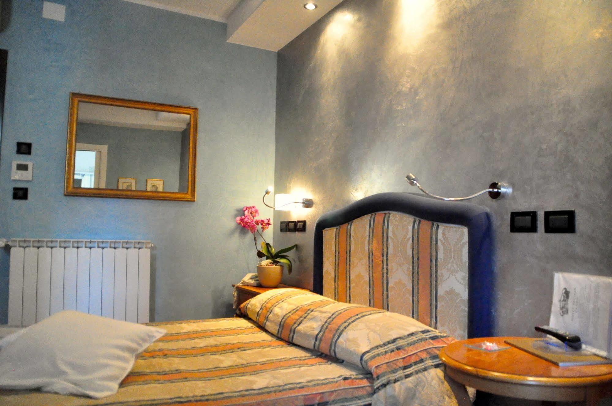 Hotel Regina Grado Bagian luar foto