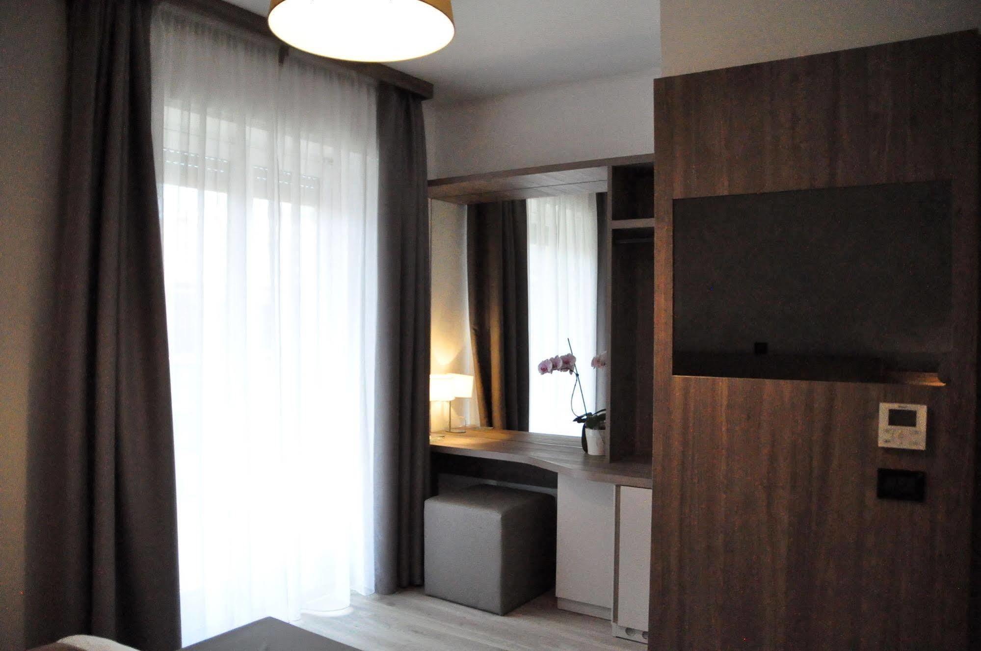 Hotel Regina Grado Bagian luar foto