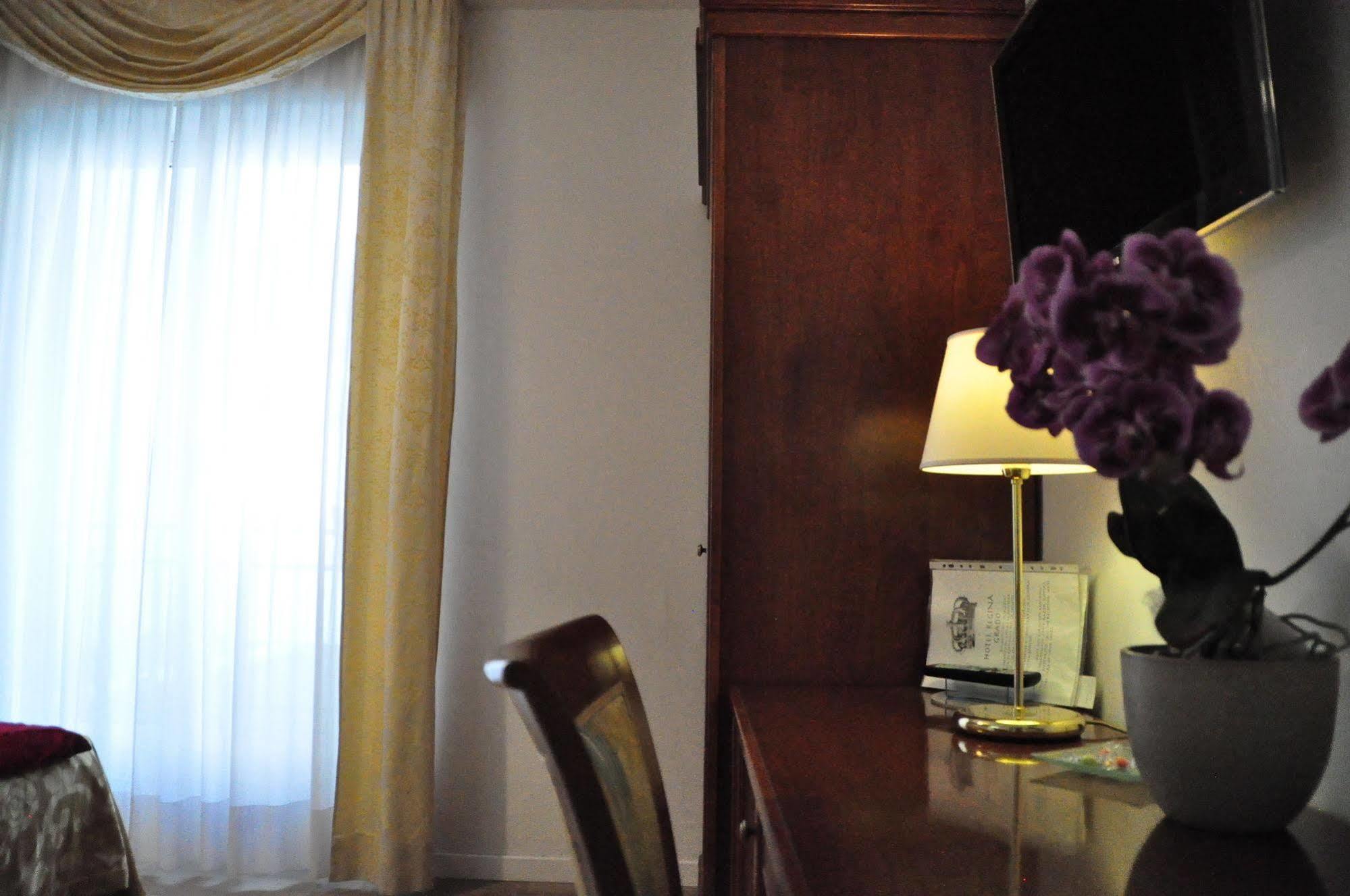 Hotel Regina Grado Bagian luar foto